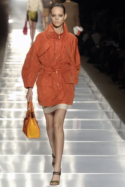 Look 35